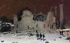 Suriyada məscidə silahlı hücum: Ölənlər və yaralananlar var