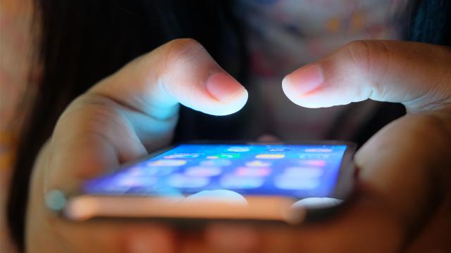 Telefondan 3 gün istifadə etməmək beyin fəaliyyətinizi dəyişə bilər