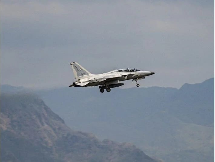 Qırıcı təyyarənin itmiş qalıqları tapılıb: 2 pilot həlak olub 