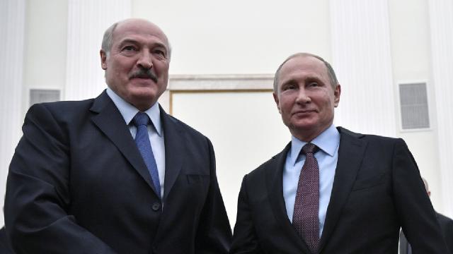 Belarus prezidenti Lukaşenko Rusiya ilə təhlükəsizlik zəmanəti sazişini təsdiqləyib