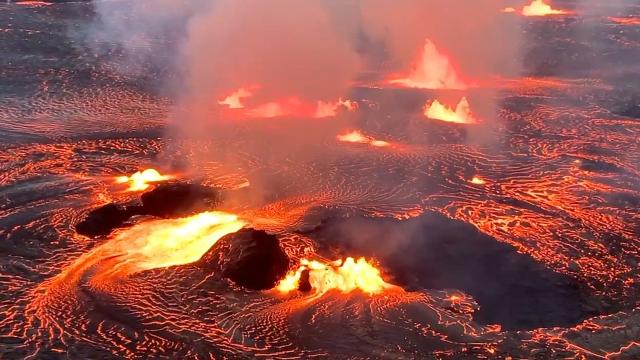 Kilauea vulkanı Havayda yenidən lava püskürür