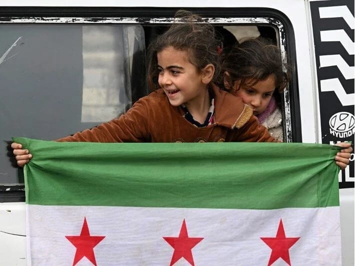 Əsəd rejiminin Suriyaya səyahət qadağaları qaldırılıb