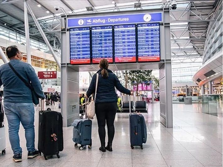 24 saatlıq tətil başa çatdı: Uçuşlar bərpa edildi