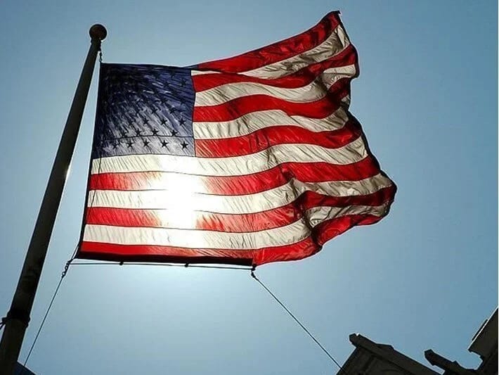 ABŞ-da doğum hüququ ilə vətəndaşlığın ləğvi: Tramp administrasiyası qərarın qismən icrasını tələb etdi