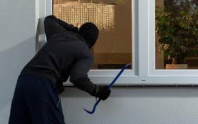 Xaçmazda mağaza və evdən oğurluq etməkdə şübhəli bilinən şəxs saxlanılıb