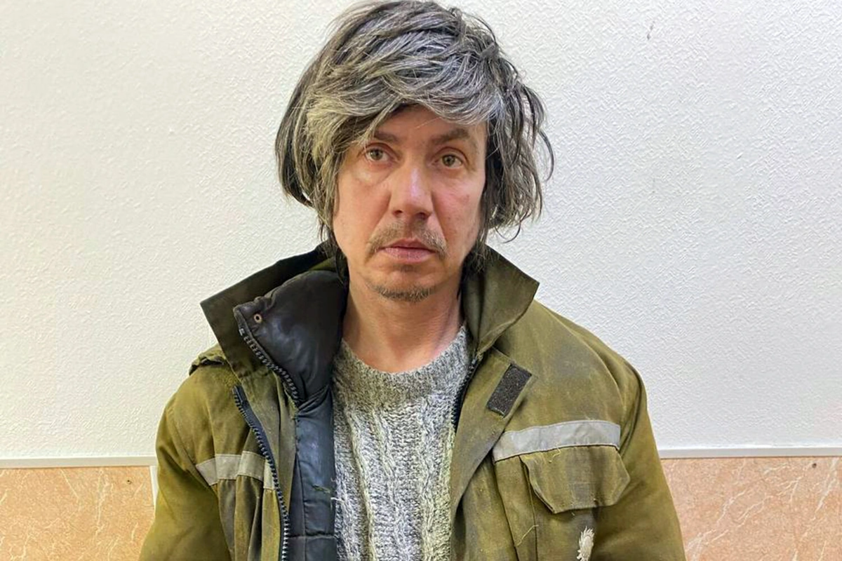 İsinmək üçün maşın oğurladı