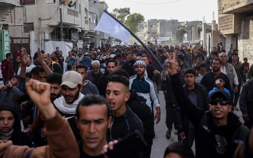 Yüzlərlə fələstinli Qəzzada HƏMAS-a qarşı etiraz aksiyası keçirib