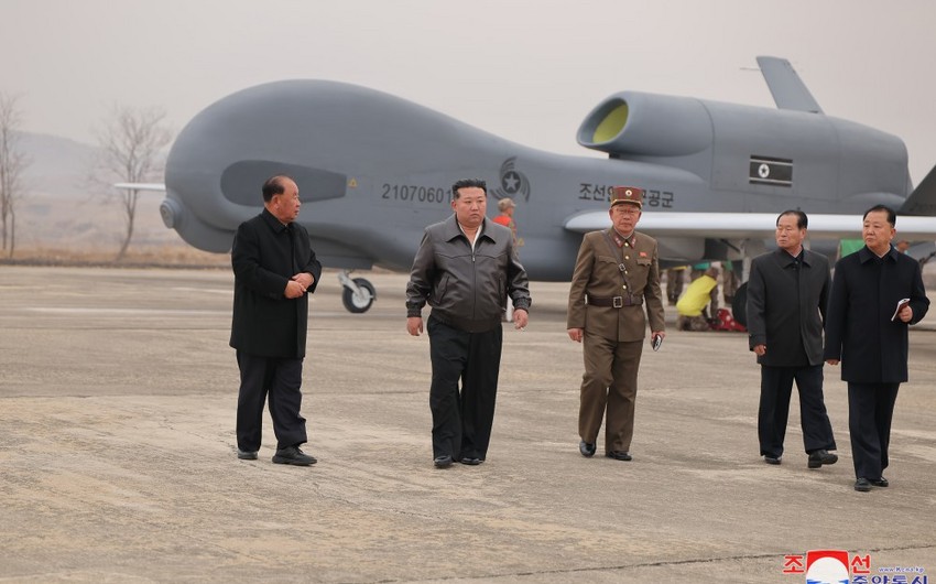 Kim Çen In yerli istehsal olan yeni pilotsuz uçuş aparatları ilə tanış olub