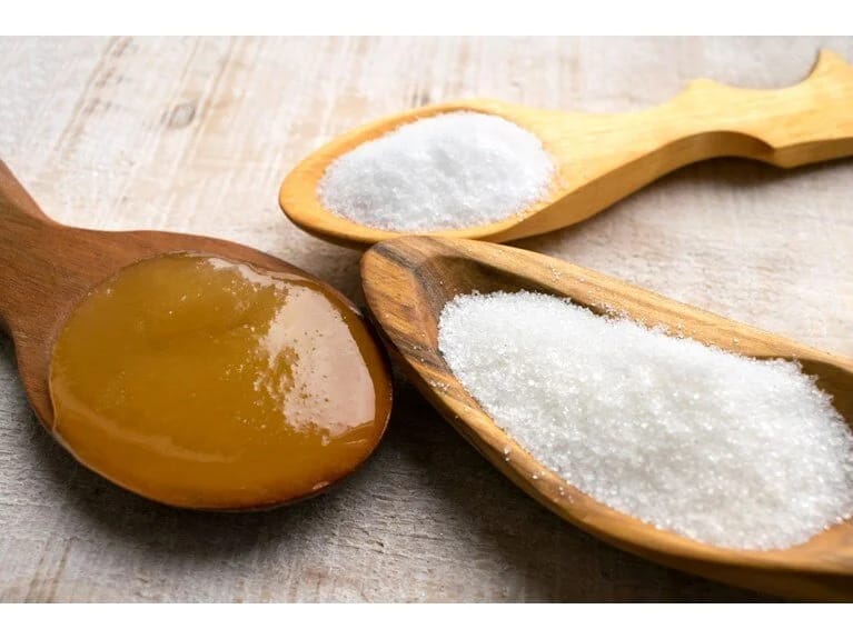 Alimlər açıqladı: Beyninizi daha çox yemək üçün aldada bilər