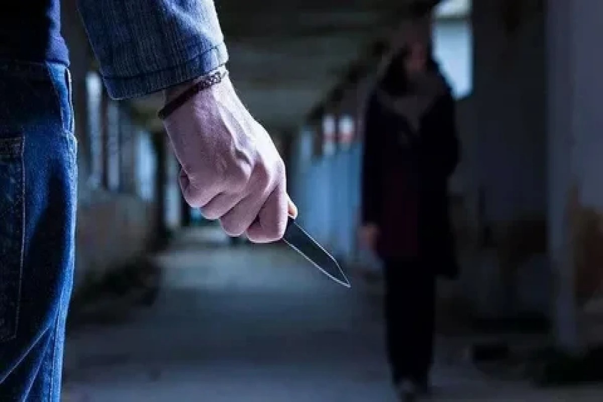 Goranboyda qızına bıçaqla xəsarət yetirən ata saxlanılıb