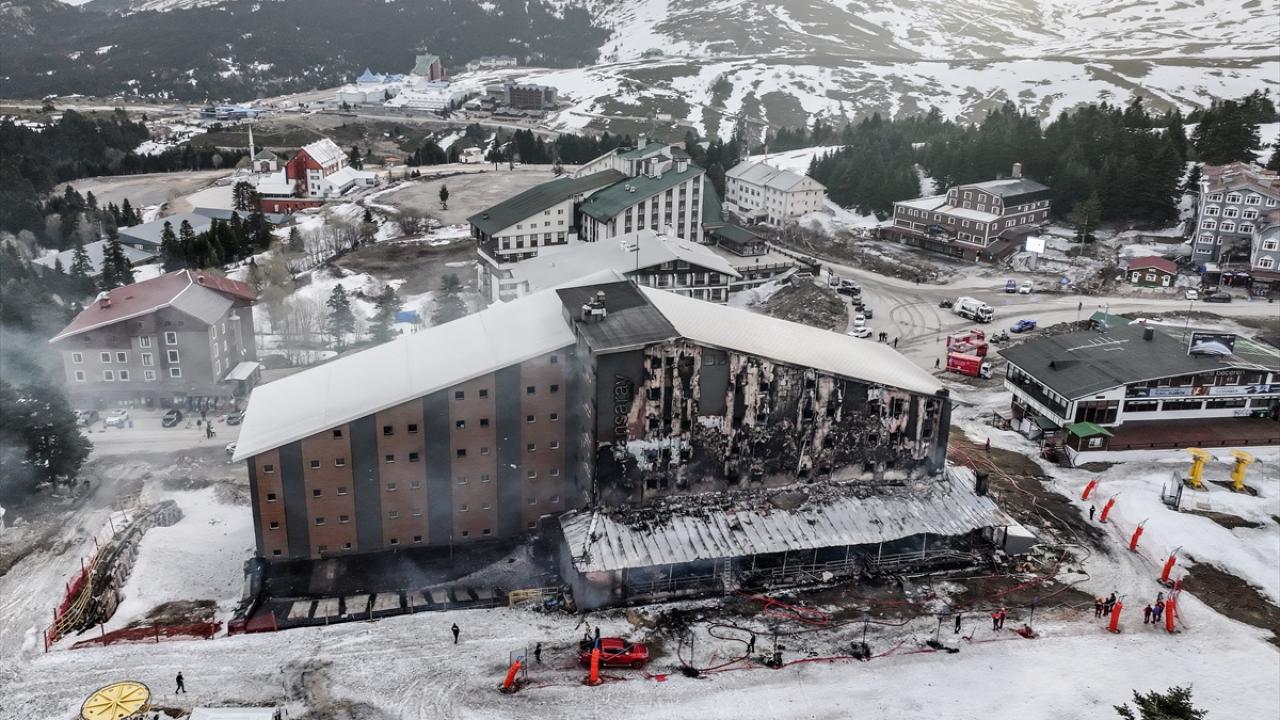 Türkiyədə otel yanğınına görə saxlanılanların sayı artdı