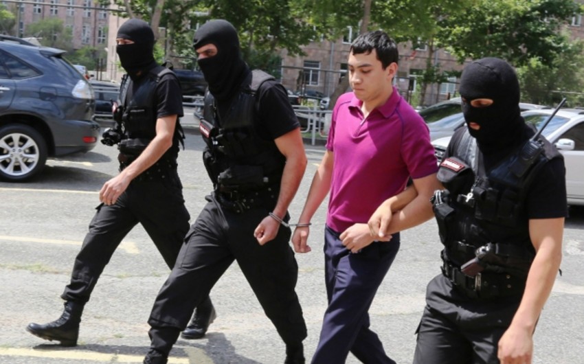 Məhkəmə Sünikin keçmiş qubernatorunun oğlu barəsində hökm çıxarıb