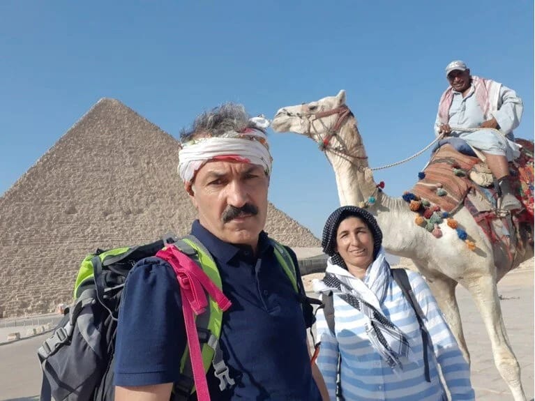 Yol xərcləri inəkdən gəlir: Türkiyəli cütlük 16 ildə 6 qitədə 40 ölkəyə səfər edib