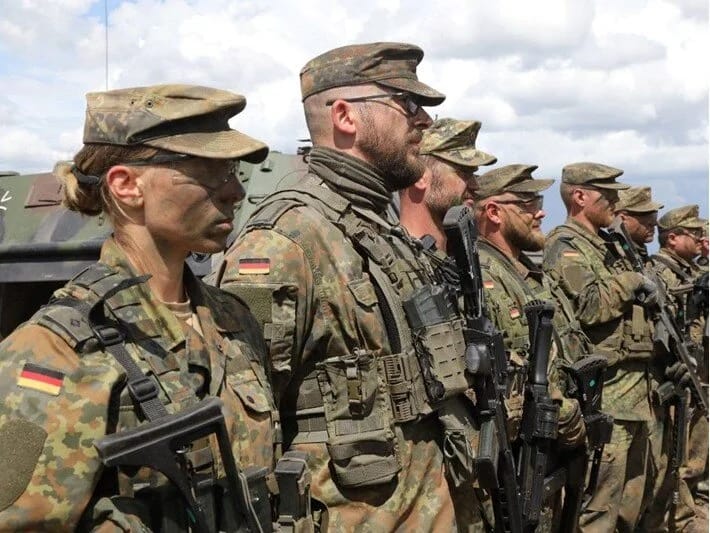 Almaniya Rusiyanın qapısına qoşun yeridir