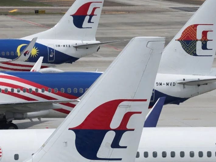 11 il əvvəl itkin düşmüş Malayziya təyyarəsinin axtarışı dayandırıldı