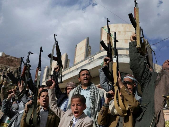 Husilər: ABŞ-ın hücumlarında 61 mülki şəxs həlak olub