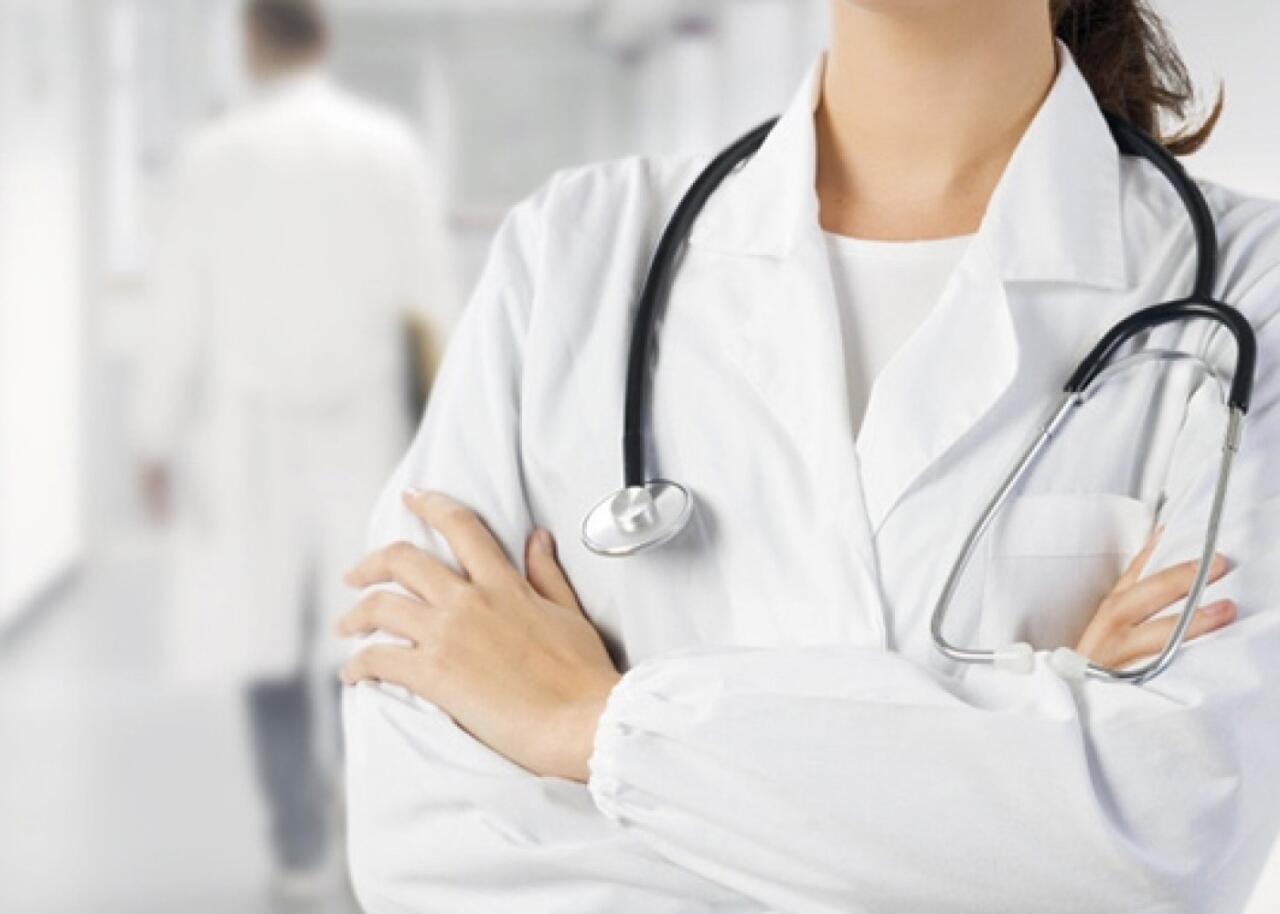 Daha iki həkim istintaqa cəlb olundu - FOTO