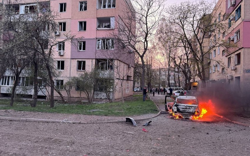 Ukraynanın hər yerində Krivoy Roqda raket zərbəsi qurbanları üçün matəm elan edilib