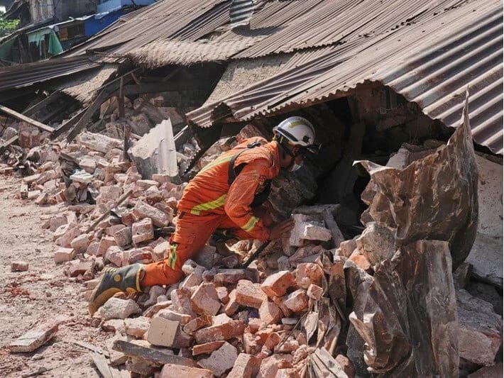 Myanmada baş verən zəlzələlərdə ölənlərin sayı 3 min 471-ə yüksəlib