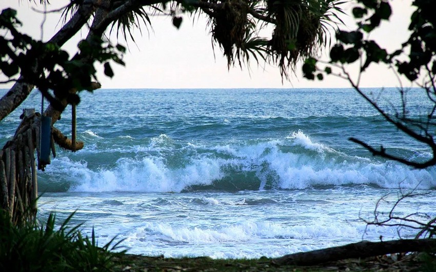İndoneziya sahillərində güclü zəlzələ baş verib