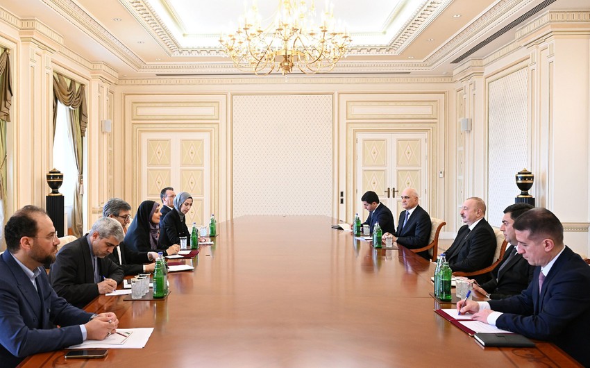 İlham Əliyev İranın yol və şəhərsalma nazirini qəbul edib - YENİLƏNİB