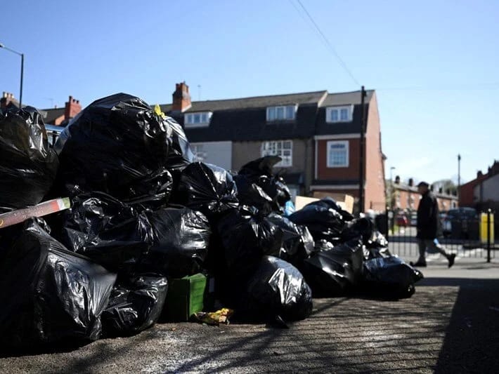 İngiltərədə siçovul və zibil böhranı davam edir: İctimai sağlamlıq riski elan edildi