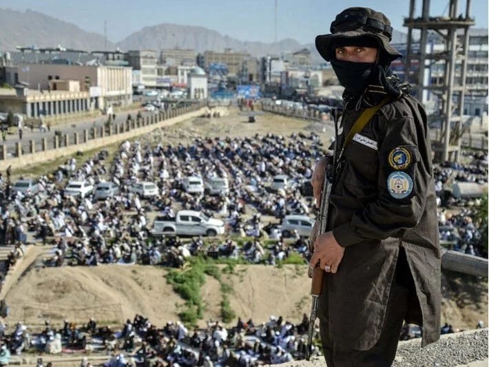 Əfqanıstanda 4 nəfər ictimaiyyət qarşısında edam edilib