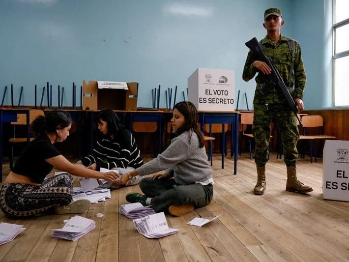 Hazırkı prezident Noboa Ekvador seçkilərində qalib gəlib