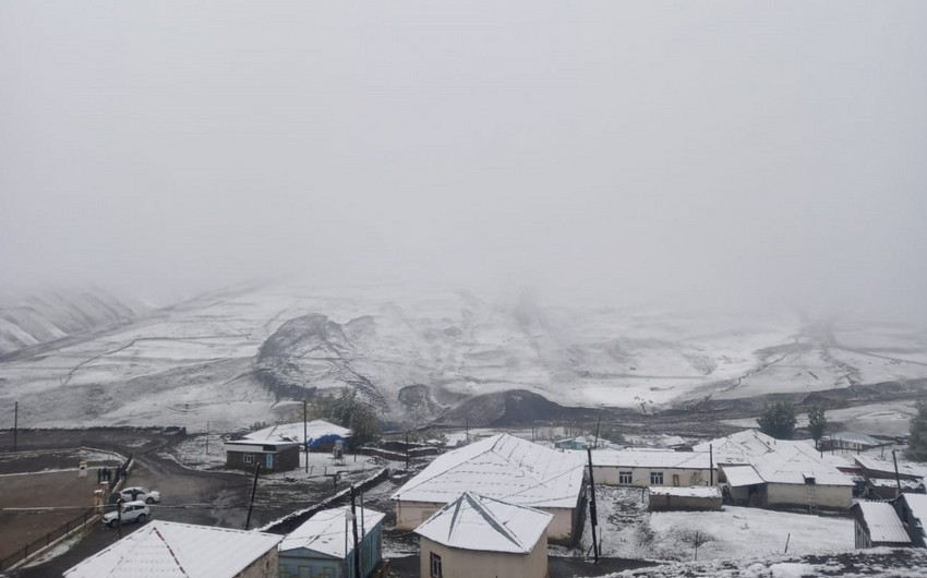 Xınalığa 20 sm qar yağıb, dağlıq rayonlarda şaxta olub - FAKTİKİ HAVA