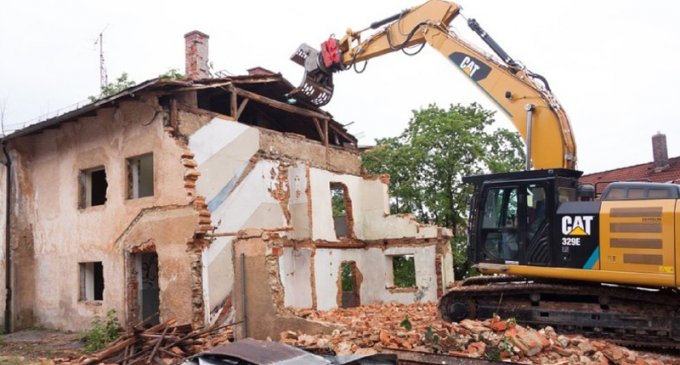 ''LUX RESİDENS'' tikinti şirkəti ilə vətəndaşlar arasında kompensasiya narazılığı (VİDEO)