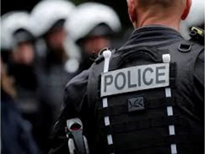 Paris Ədliyyəsində bomba xəbərdarlığı: Bina boşaldılıb