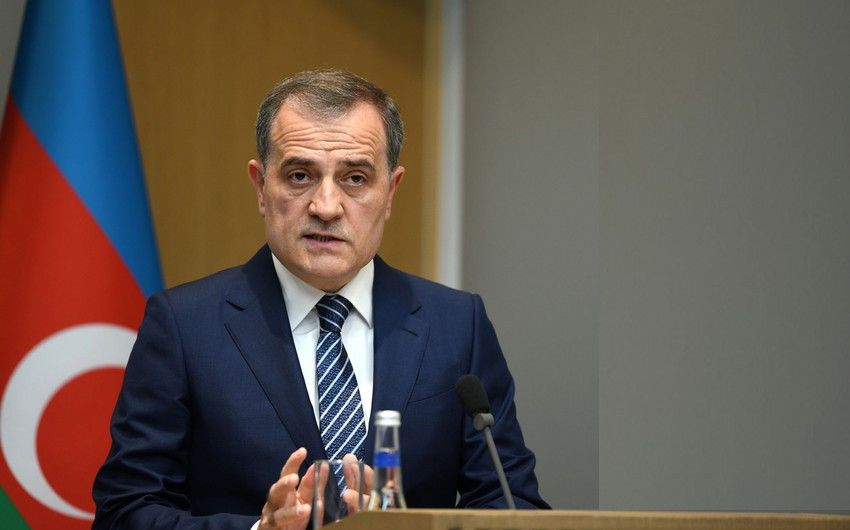 Bayramov Antalyada Mirzoyanla görüşünü məhsuldar adlandırdı