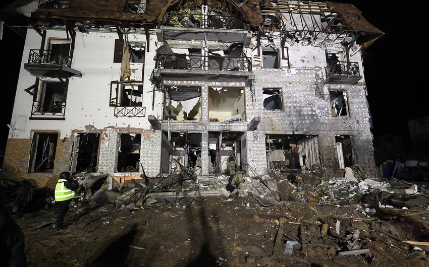 Rusiya Xarkova ballistik raketlə zərbə endirib, ölən və yaralananlar var