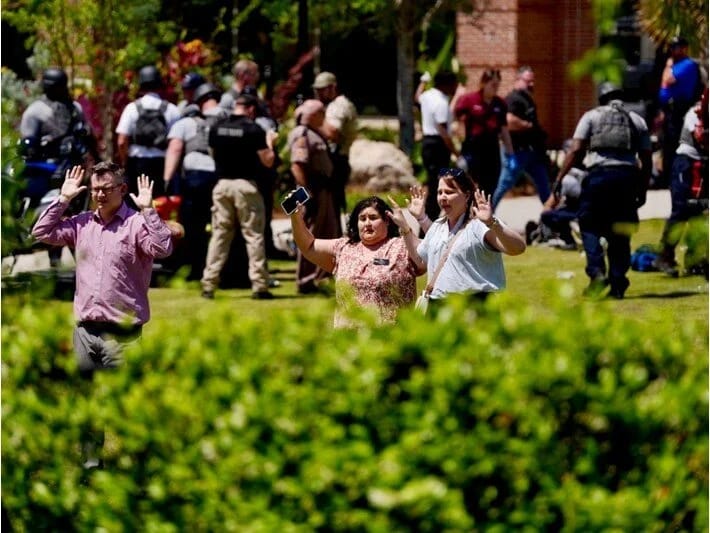 ABŞ-da universitetə silahlı hücum: 2 ölü, 5 yaralı