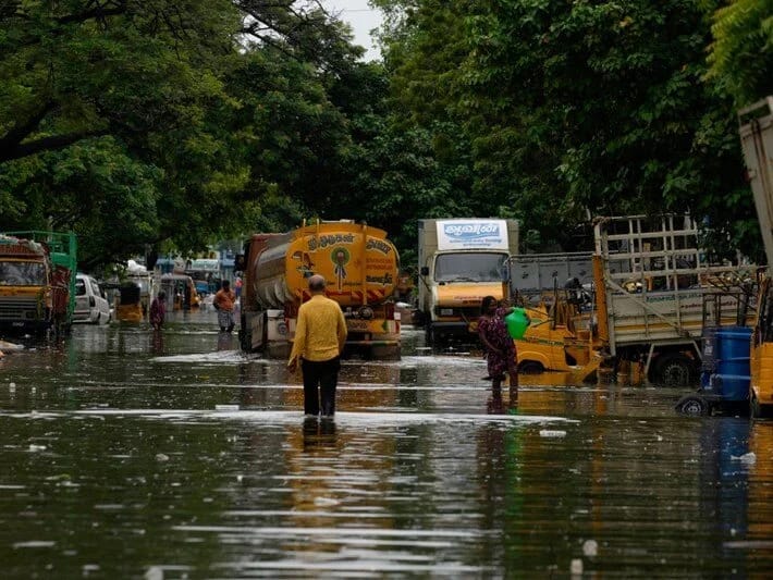 Hindistanda güclü yağış sel və daşqınlara səbəb olub: 3 nəfər ölüb 