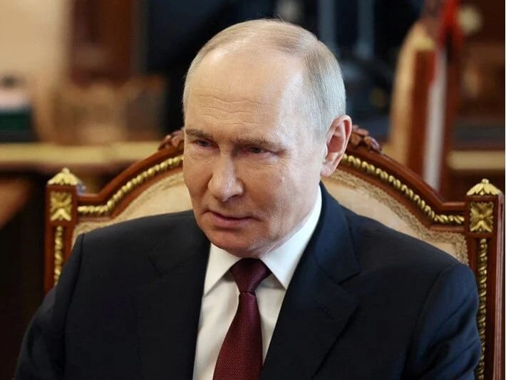 Putin İranla strateji tərəfdaşlıq sazişini təsdiqləyib