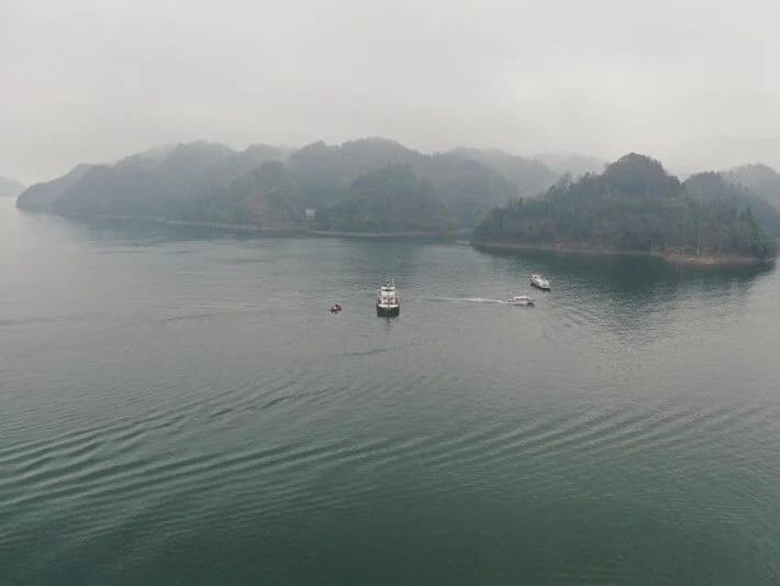 Çində qayıq qəzası: 6 ölü