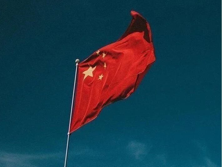 Çində yanğın nəticəsində körpü qismən dağılıb