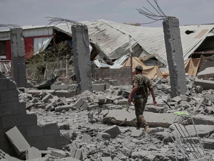 ABŞ döyüş təyyarələri Afrikalı mühacirləri vurdu, 68 nəfər həlak olub