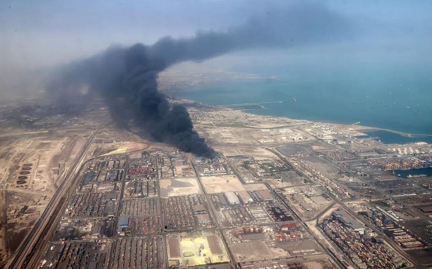İranın Şəhid Rəcai limanında yanğın nəzarət altına alınıb