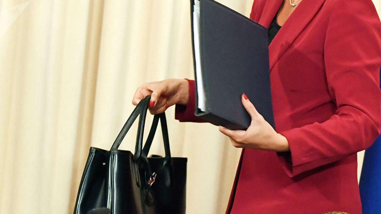 Bakıda bank müdiri olan Nəzakət kriptovalyuta bazarında yarım milyon pul itirdi - MƏHKƏMƏ