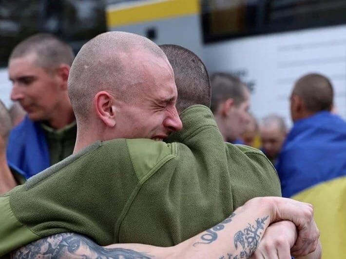 Rusiya və Ukrayna arasında məhbus mübadiləsi baş tutub