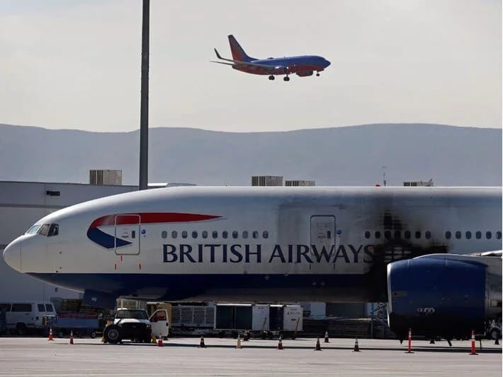 Pilot sağla solu qarışdırdı, təyyarə alovlandı