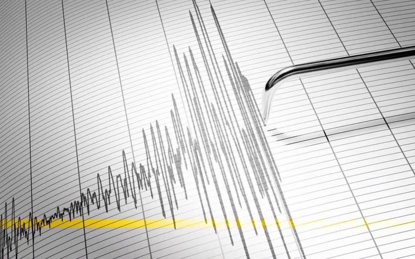 İtaliyada 4,4 maqnitudalı zəlzələ olub