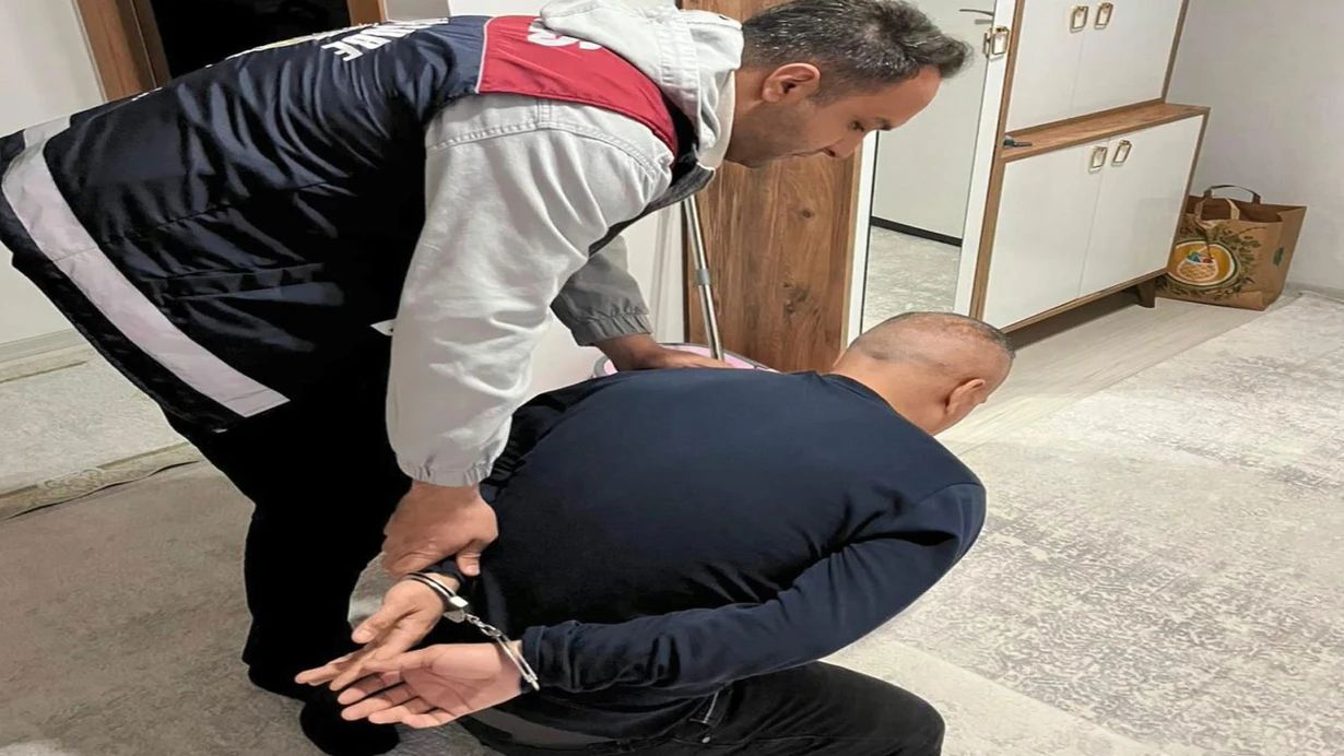 Türkiyədə özlərini vəkil kimi təqdim edən 18 nəfər saxlanıldı