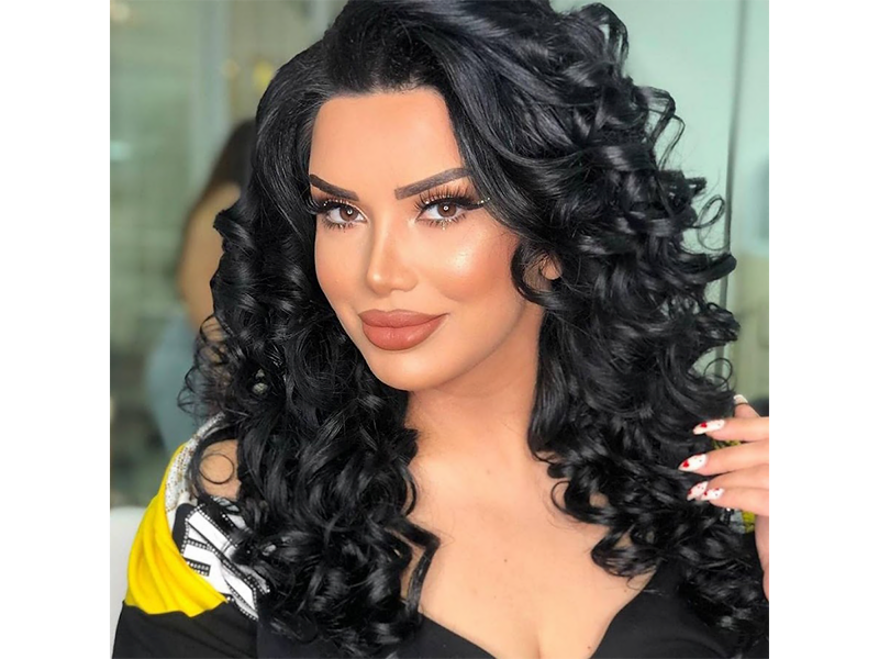 Azərbaycanlı müğənni özünə BƏYSİZ toy etdi - VİDEO