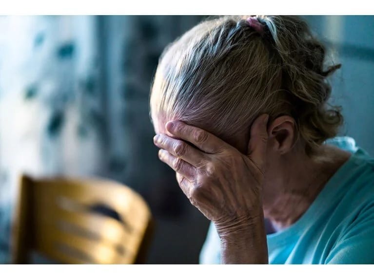 Nevrologiya mütəxəssisi professor alzheimer xəstəliyinə səbəb olan vərdişləri dedi