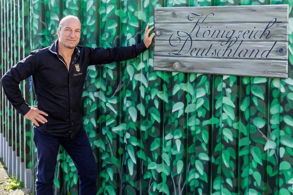 Almaniya kralı saxlanıldı: Hökuməti devirməyə cəhd etdilər