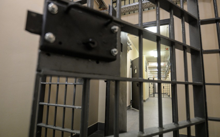 Fransa həbsxanalarında məhbus sıxlığı kritik həddə çatıb