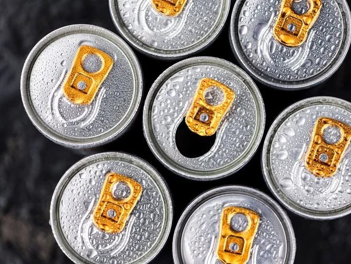 Enerji içkilərində böyük təhlükə: Xərçəng riskini artırır